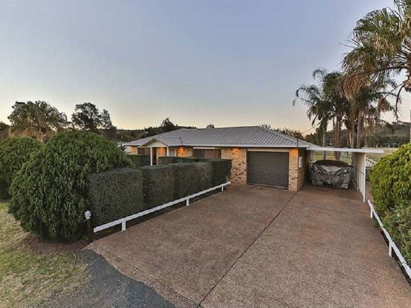 5 Gowrie Lilyvale Road, Gowrie Junction QLD 4352