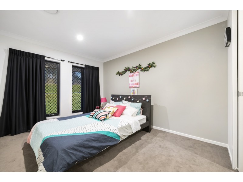 21 Wandoo Crescent, Westbrook QLD 4350
