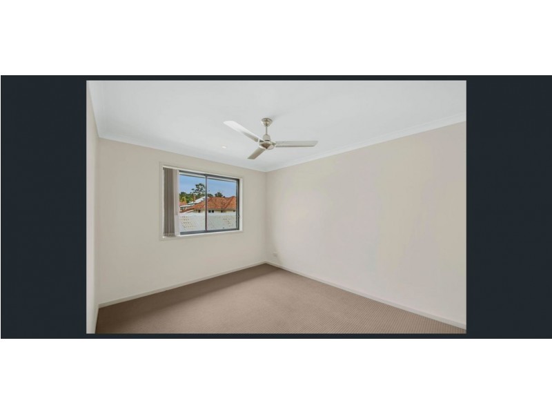 2/128a James Street, South Toowoomba QLD 4350