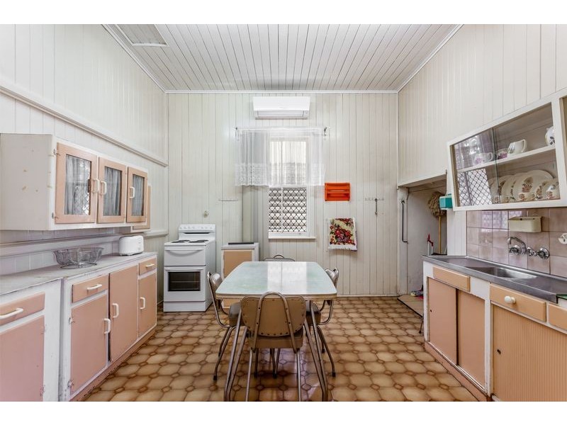 105 Hill Street, Newtown QLD 4350