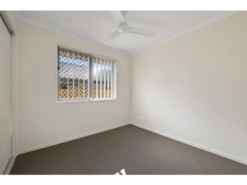 1 Gains Place, Glenvale QLD 4350