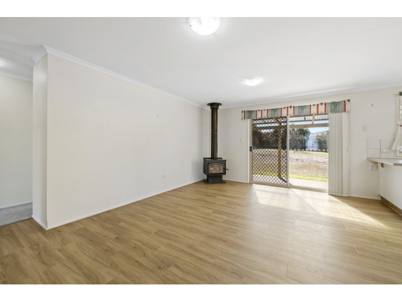 18 Bright Street, Wyreema QLD 4352