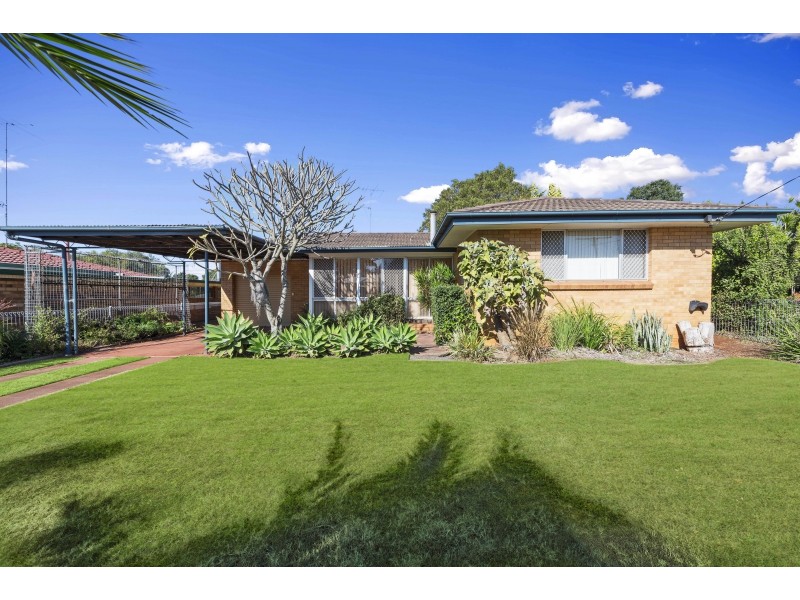 30 Tomkinson Street, Wilsonton QLD 4350
