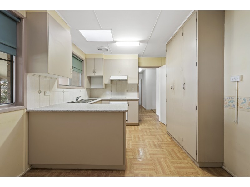 30 Tomkinson Street, Wilsonton QLD 4350