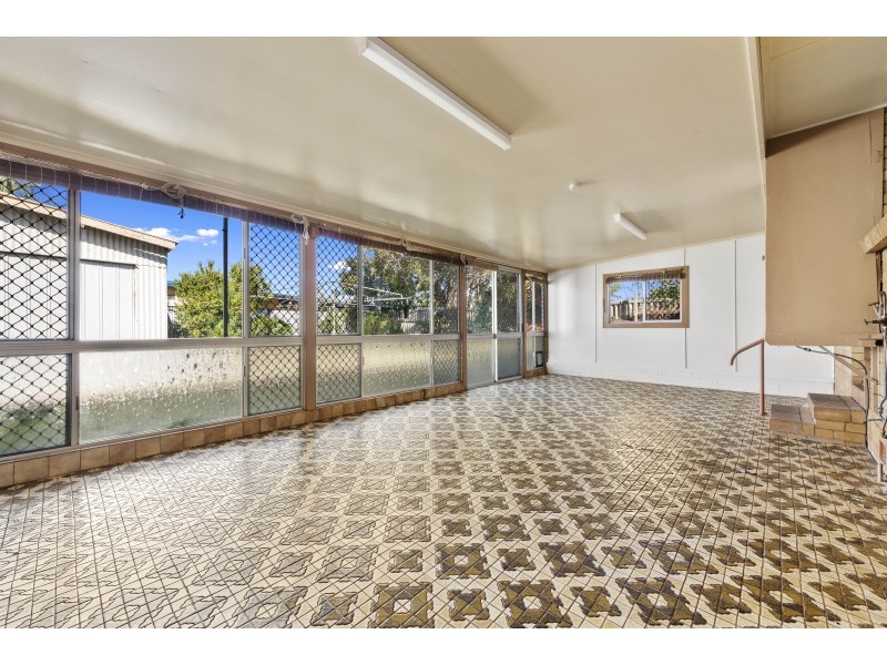 30 Tomkinson Street, Wilsonton QLD 4350