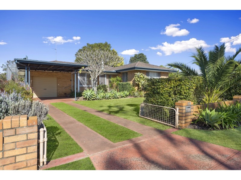 30 Tomkinson Street, Wilsonton QLD 4350