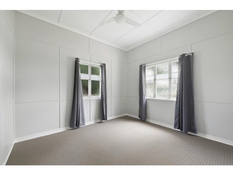 102 James Street, South Toowoomba QLD 4350