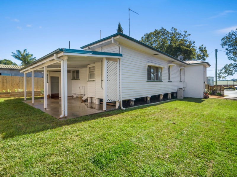 102 James Street, South Toowoomba QLD 4350