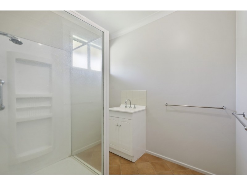 27 Wallace Street, Newtown QLD 4350