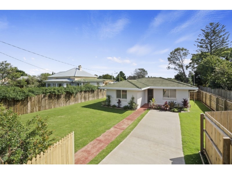 27 Wallace Street, Newtown QLD 4350