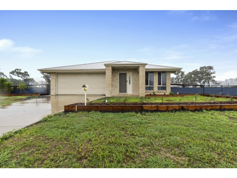 30 Phipps Drive, Meringandan West QLD 4352