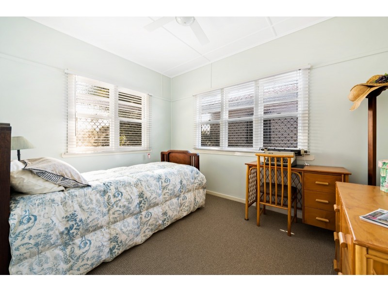4A Bothwell Street, Newtown QLD 4350