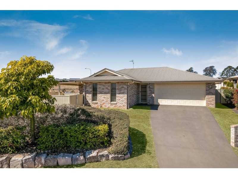 2/2 Yearling Close, Glenvale QLD 4350