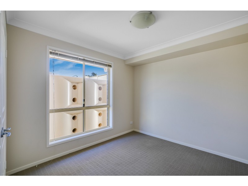 2/2 Yearling Close, Glenvale QLD 4350