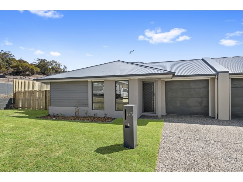 2/5 McInnes Crescent, Glenvale QLD 4350