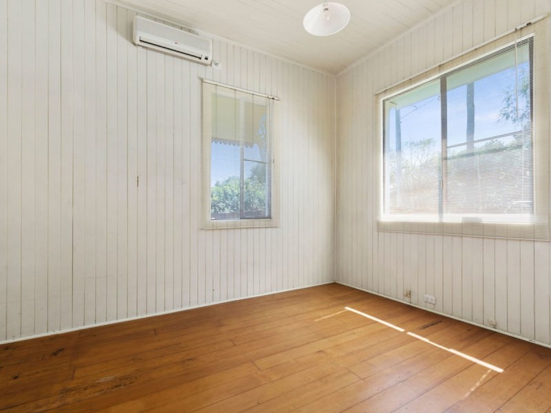 108 Bridge Street, East Toowoomba QLD 4350