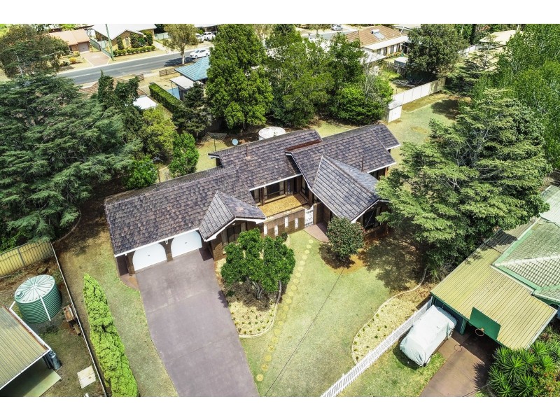 39 Wellcamp Street, Newtown QLD 4350