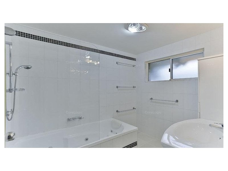 17 Traminer Drive, Wilsonton Heights QLD 4350