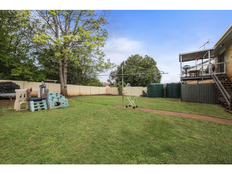 9 Trousdell Court, Rockville QLD 4350