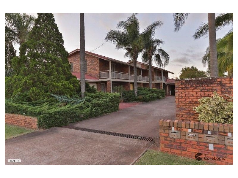 2/7 Phyllis Street, Harristown QLD 4350