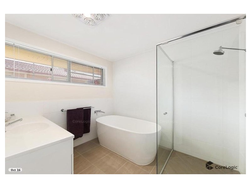 11 Honey Street, Harristown QLD 4350