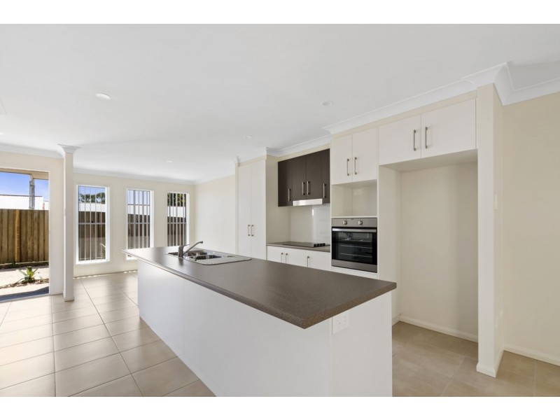2/10 Morton Street, South Toowoomba QLD 4350