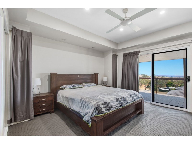 29 Hamblin Court, Mount Rascal QLD 4350