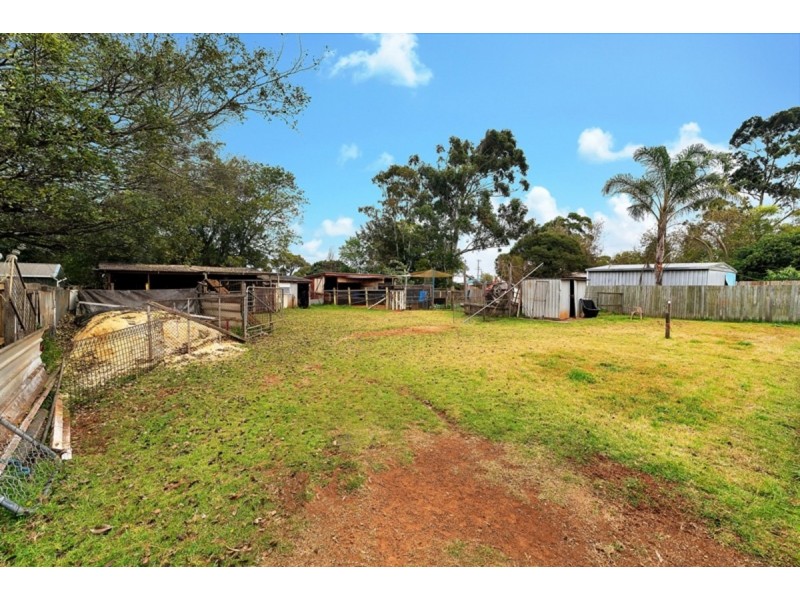 42 Rob Street, Newtown QLD 4350