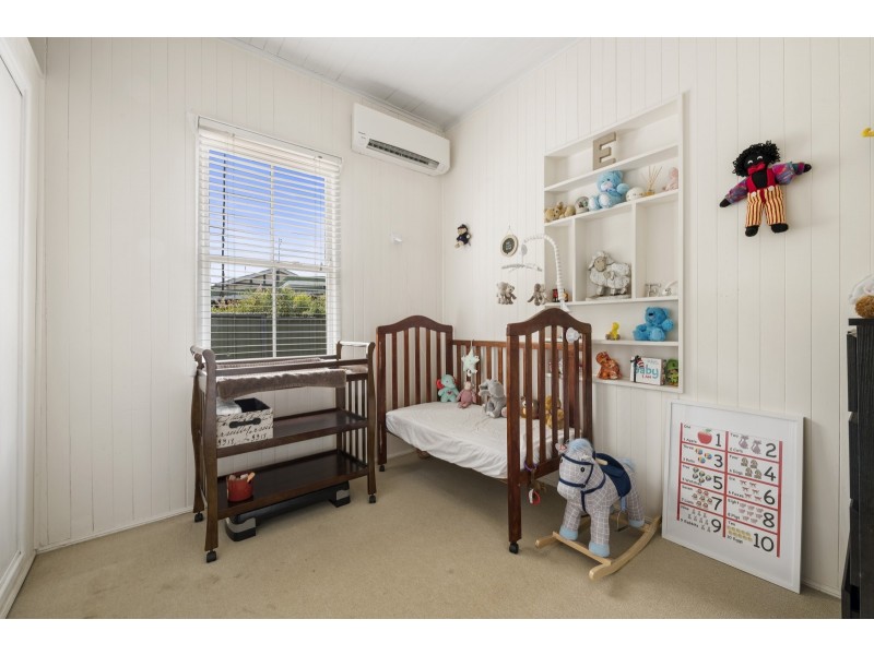 214 Bridge Street, Newtown QLD 4350