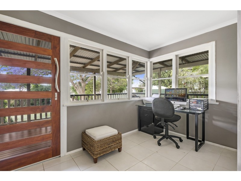 214 Bridge Street, Newtown QLD 4350
