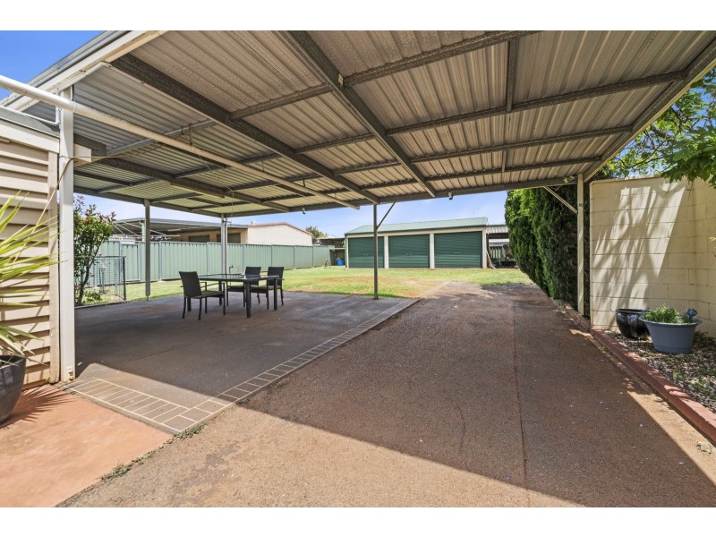 214 Bridge Street, Newtown QLD 4350