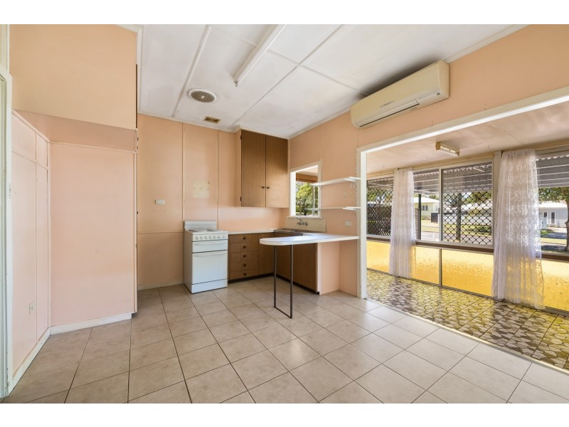 49 Crown Street, Rangeville QLD 4350