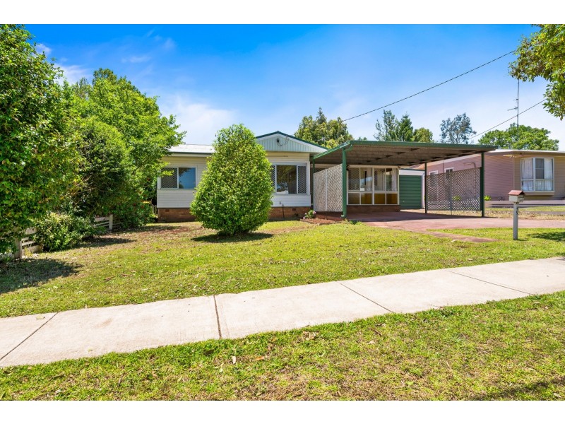 49 Crown Street, Rangeville QLD 4350