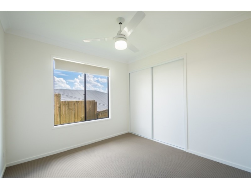 2/10 Carlin Street, Glenvale QLD 4350