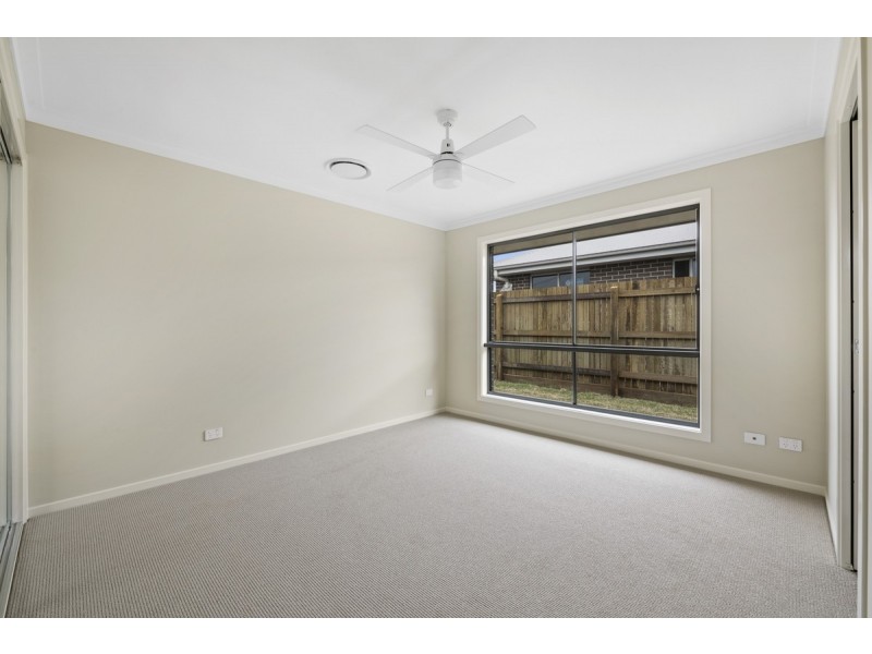 2/31 Bootes Street, Kearneys Spring QLD 4350