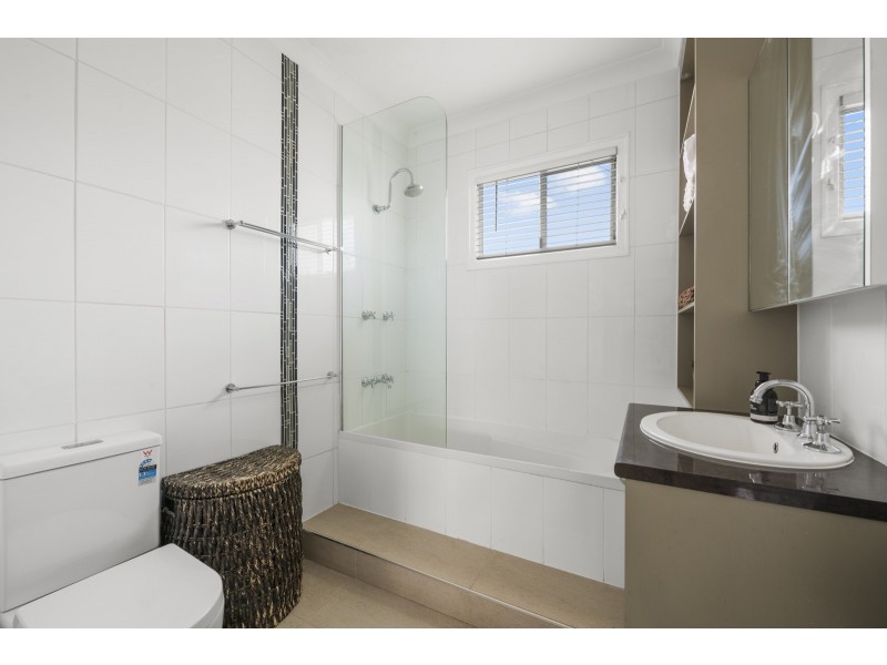 36A Victory Street, Newtown QLD 4350