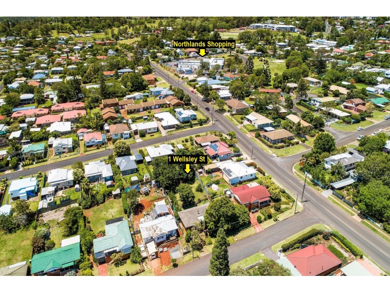 1 Wellsley Street, North Toowoomba QLD 4350