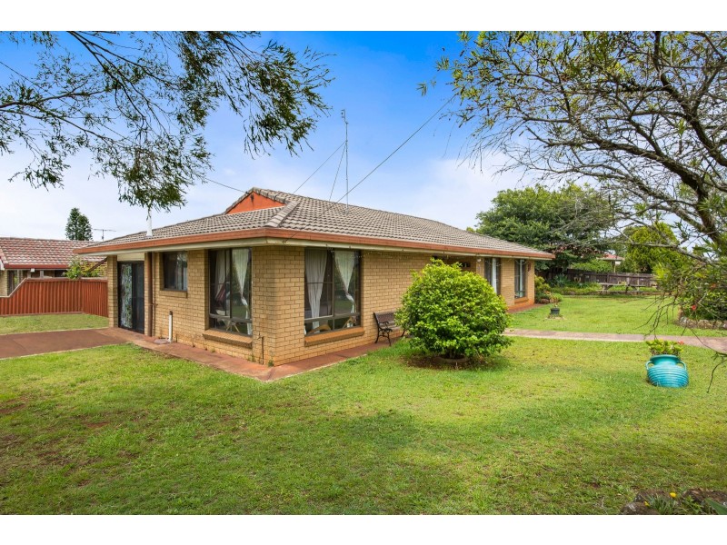 16 Barooga Court, Wilsonton Heights QLD 4350