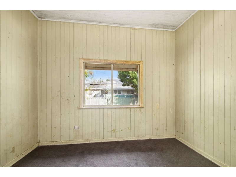 250 Bridge Street, Newtown QLD 4350