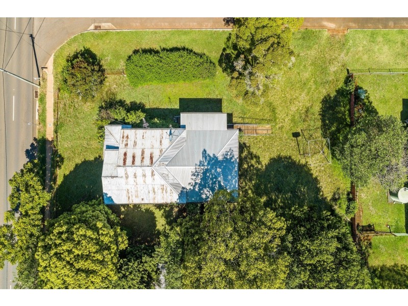 250 Bridge Street, Newtown QLD 4350