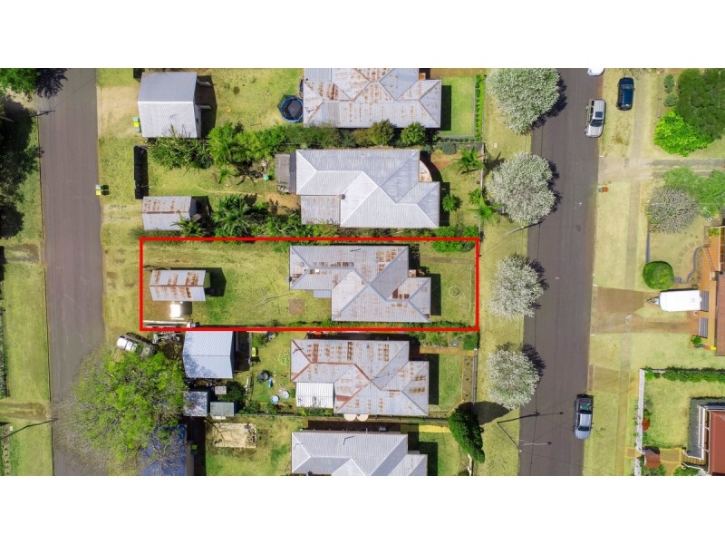 39 Cranley Street, South Toowoomba QLD 4350