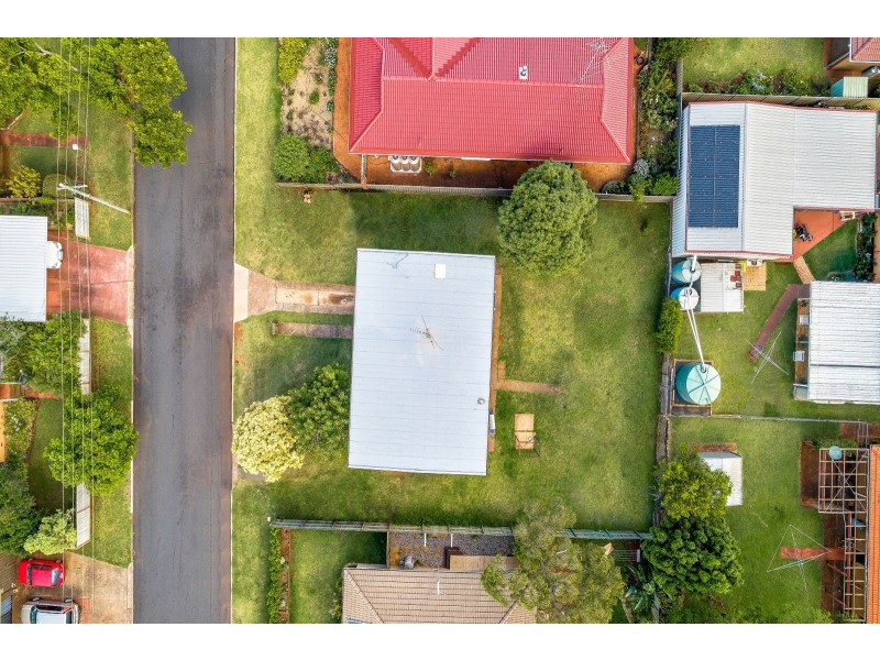 30 Boyett Street, Centenary Heights QLD 4350