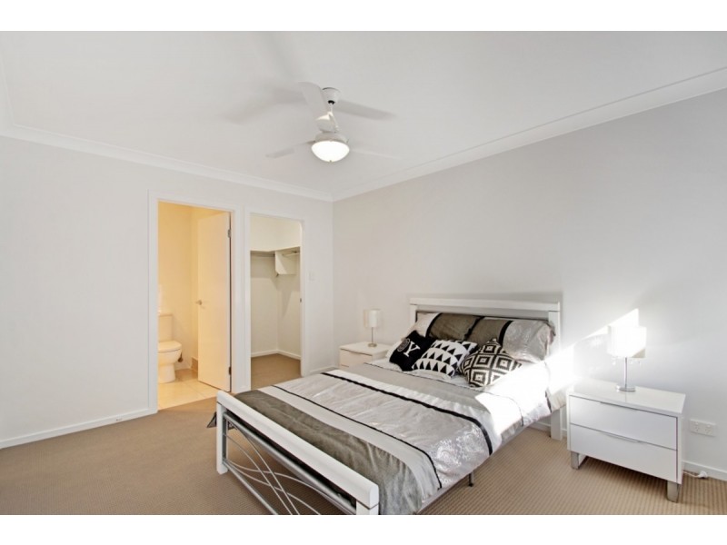 2/100A James Street, South Toowoomba QLD 4350