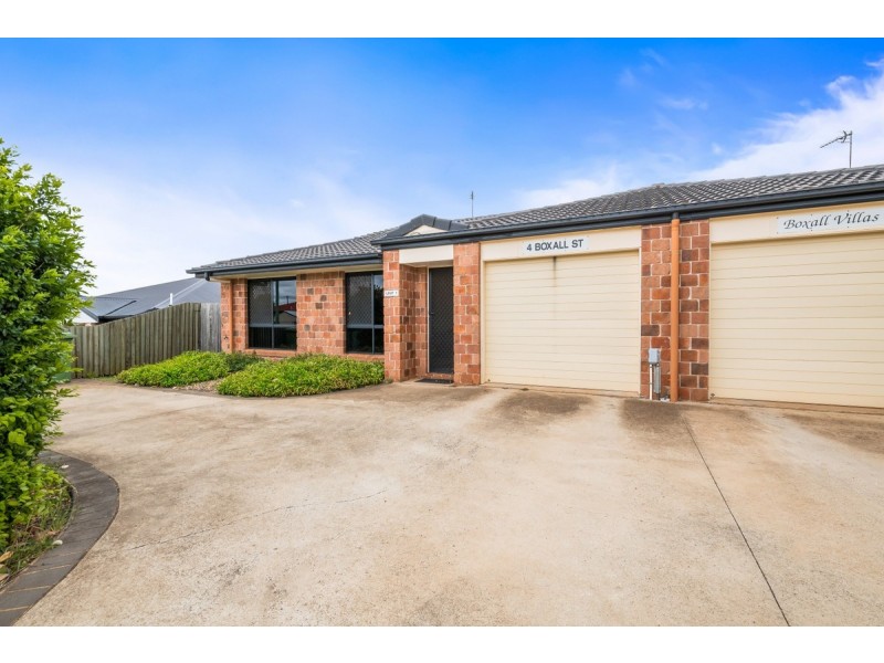 1/4 Boxsall Street, Newtown QLD 4350