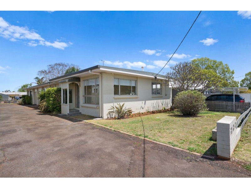1/30 Wilma Street, Centenary Heights QLD 4350