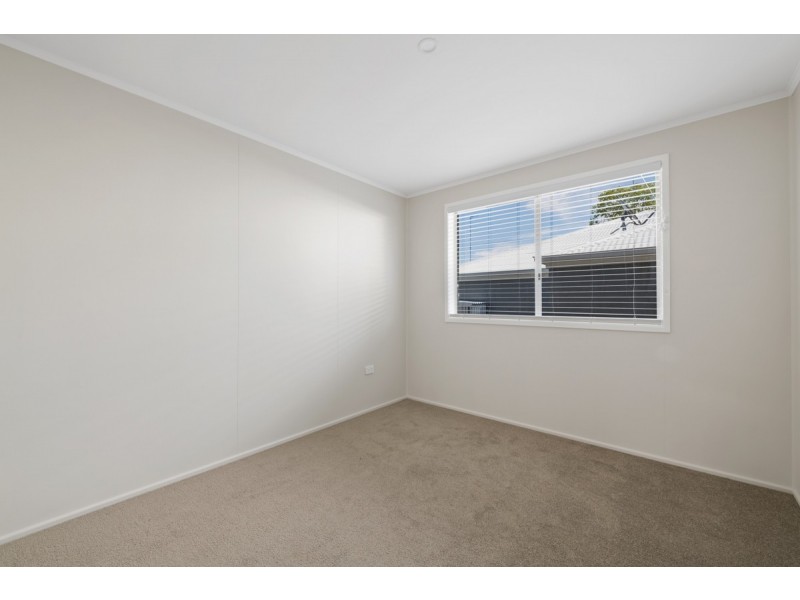 1/30 Wilma Street, Centenary Heights QLD 4350