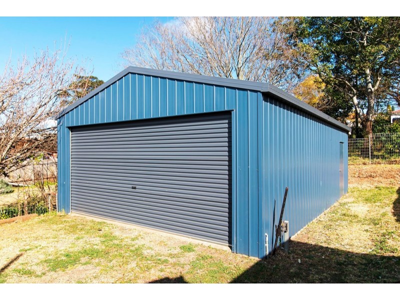 13 Stradbroke Street, Rockville QLD 4350