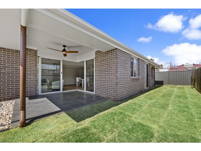 1/22a Merritt Street, Harristown QLD 4350