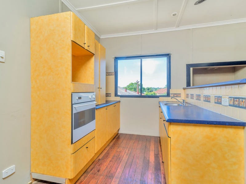 81 Vanity Street, Rockville QLD 4350