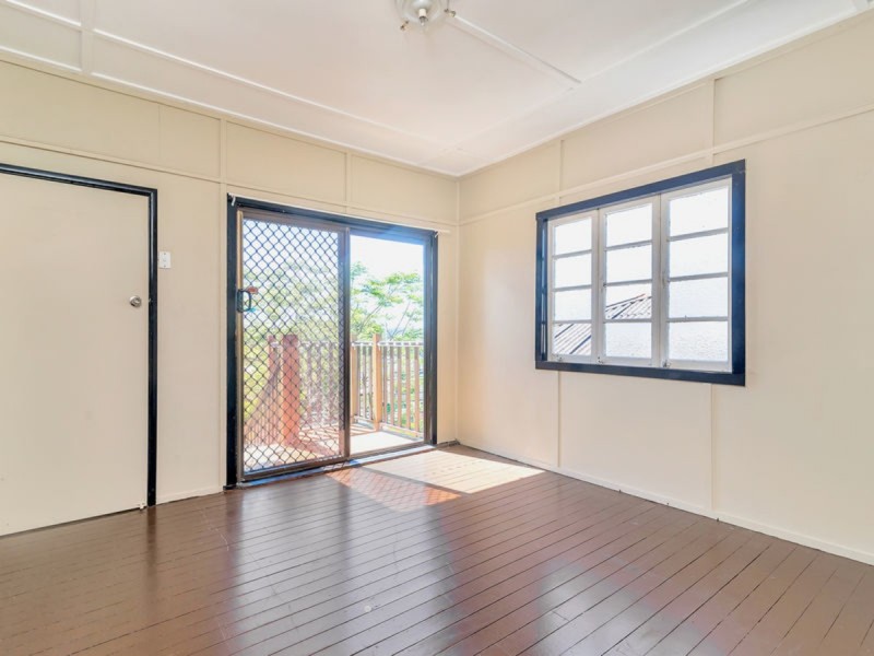 81 Vanity Street, Rockville QLD 4350